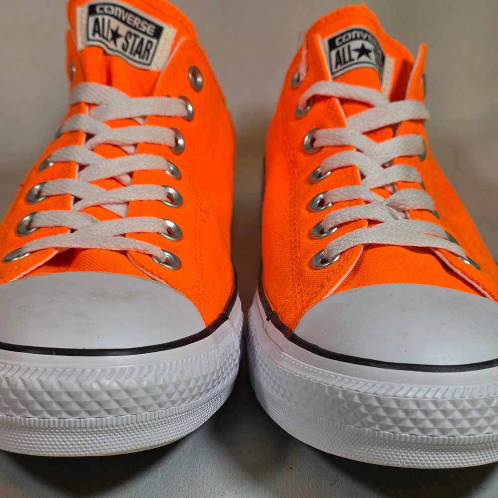 Converse Chuck Taylor All Star Low Top Neon Orange Mens‎ 10 Sneakers - Picture 2 of 5